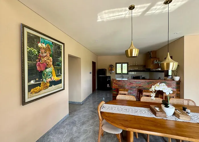 Kari Senja Luxury Villa